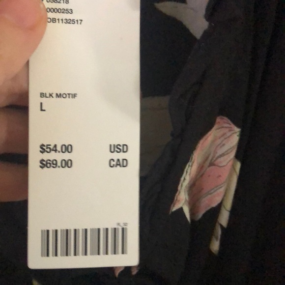 Urban Outfitters Floral Top - Picture 9 of 11